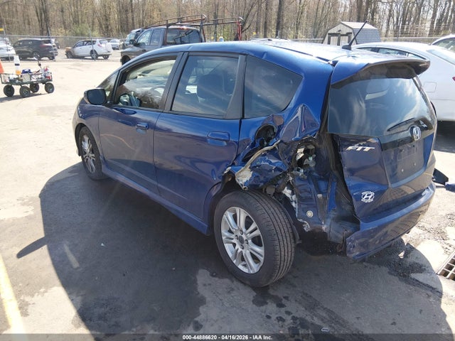 44886620 :رقم المزاد ، JHMGE8H55DC017975 vin ، 2013 Honda Fit Sport مزاد بيع