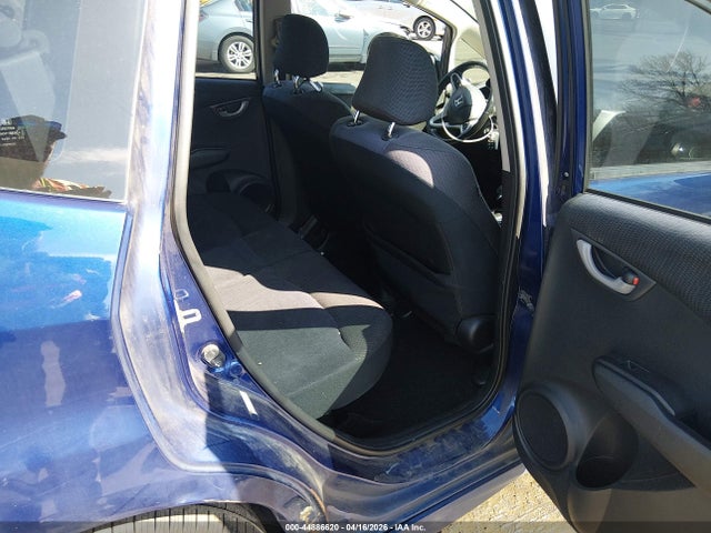 44886620 :رقم المزاد ، JHMGE8H55DC017975 vin ، 2013 Honda Fit Sport مزاد بيع