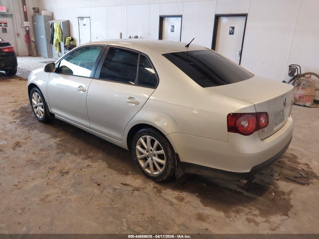 44886628 :رقم المزاد ، 3VWRX7AJ9AM137629 vin ، 2010 Volkswagen Jetta Limited Edition مزاد بيع