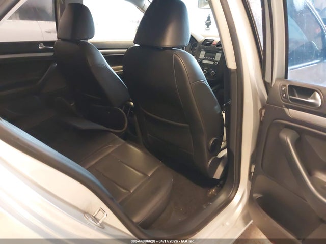 44886628 :رقم المزاد ، 3VWRX7AJ9AM137629 vin ، 2010 Volkswagen Jetta Limited Edition مزاد بيع