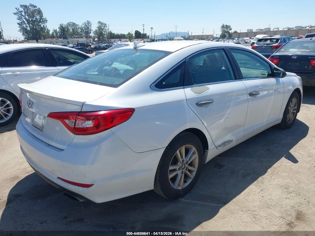 2015 HYUNDAI SONATA 5NPE24AF4FH147816 Photo 3