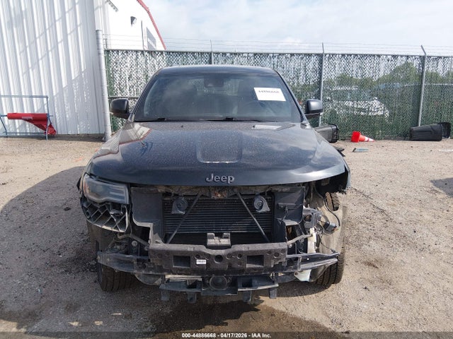 1C4RJFCM6JC411912 Jeep Grand Cherokee Overland