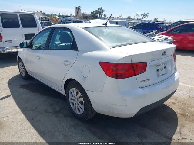 2013 KIA FORTE KNAFU4A20D5718448 Photo 2