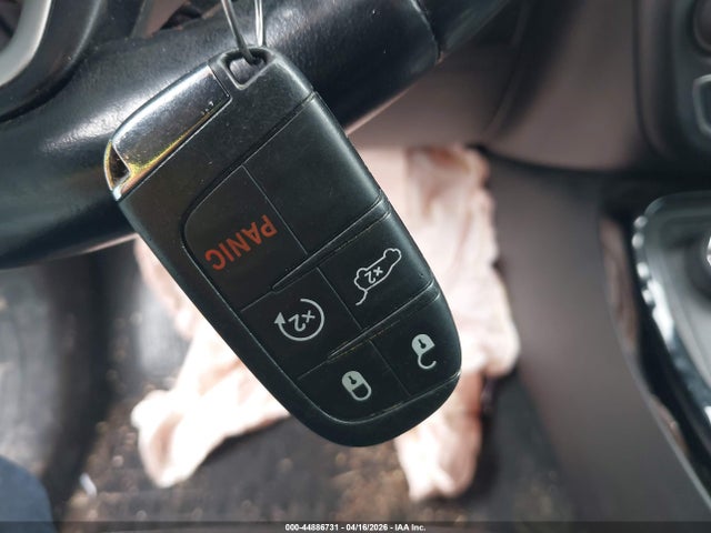 2018 Jeep Compass Limited 4x4 მანქანა იყიდება აუქციონზე, vin: 3C4NJDCB2JT365906, აუქციონის ნომერი: 44886731