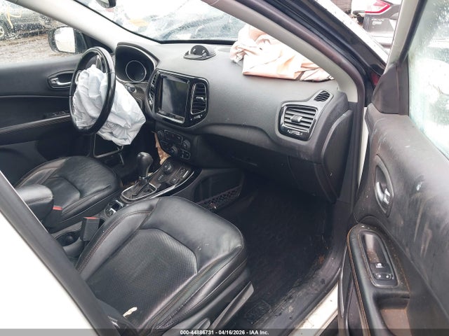 2018 Jeep Compass Limited 4x4 მანქანა იყიდება აუქციონზე, vin: 3C4NJDCB2JT365906, აუქციონის ნომერი: 44886731