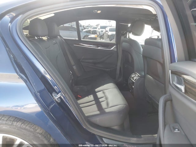 WBAJA5C57KBX87703 BMW 530I