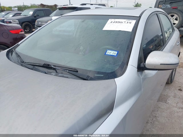 44886739 :رقم المزاد ، KNAFU4A25C5586379 vin ، 2012 Kia Forte Ex مزاد بيع