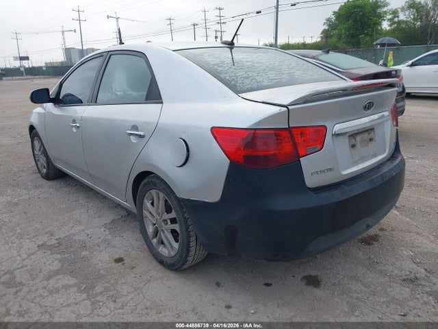 44886739 :رقم المزاد ، KNAFU4A25C5586379 vin ، 2012 Kia Forte Ex مزاد بيع