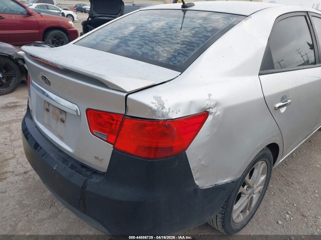 44886739 :رقم المزاد ، KNAFU4A25C5586379 vin ، 2012 Kia Forte Ex مزاد بيع