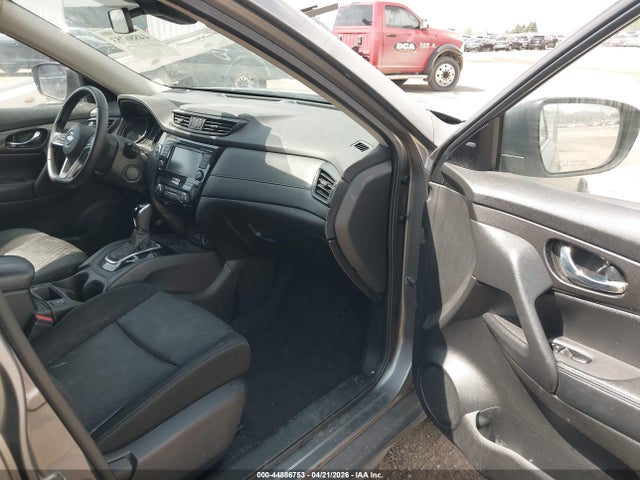 2020 Nissan Rogue Sv Intelligent Awd მანქანა იყიდება აუქციონზე, vin: JN8AT2MVXLW106748, აუქციონის ნომერი: 44886753