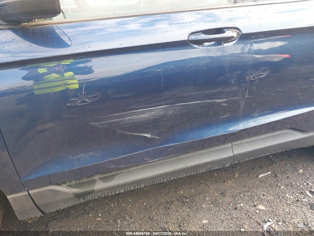 44886760 :رقم المزاد ، 2FMPK4G93HBC28987 vin ، 2017 Ford Edge Se مزاد بيع