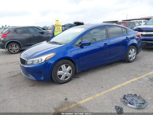 Aukcja sprzedaży 2017 Kia Forte Lx, vin: 3KPFK4A7XHE049751, numer aukcji: 44886806