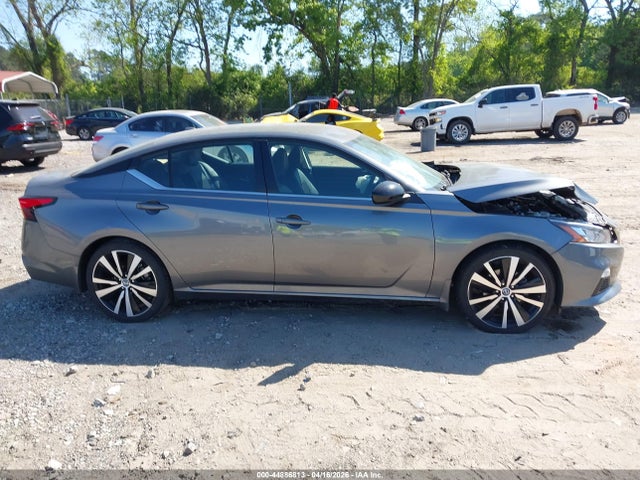 1N4BL4CV2NN365777 Nissan Altima Sr Fwd