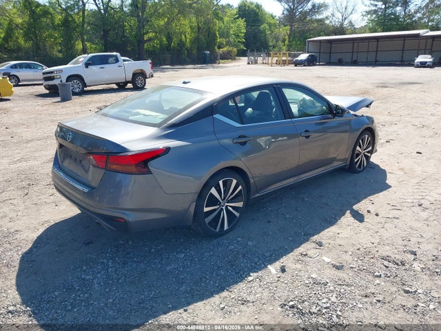 1N4BL4CV2NN365777 Nissan Altima Sr Fwd