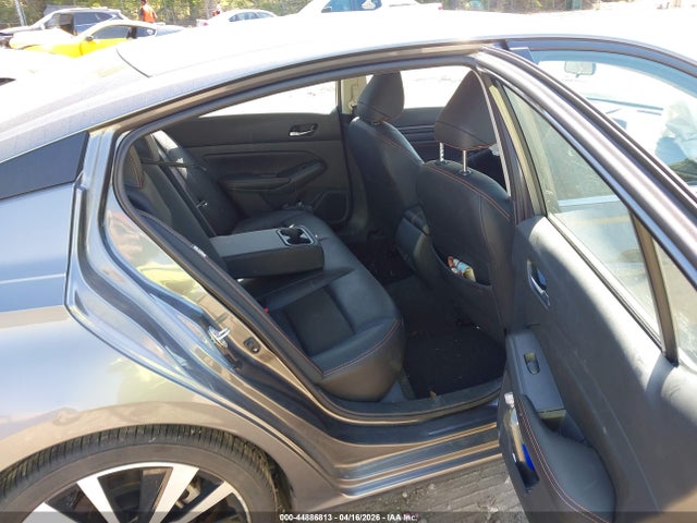 1N4BL4CV2NN365777 Nissan Altima Sr Fwd