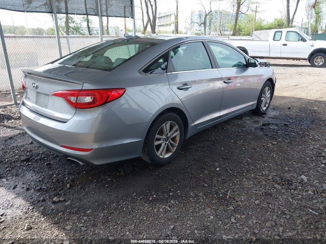 Продажа на аукционе авто 2015 Hyundai Sonata Se, vin: 5NPE24AF5FH060233, номер лота: 44886818