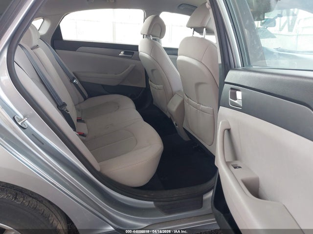 Продажа на аукционе авто 2015 Hyundai Sonata Se, vin: 5NPE24AF5FH060233, номер лота: 44886818