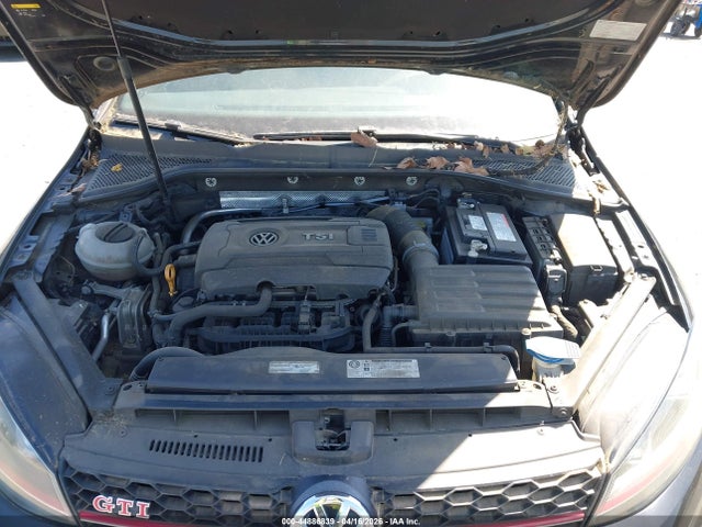 2017 VOLKSWAGEN GOLF GTI 3VW447AUXHM016132 Photo 9