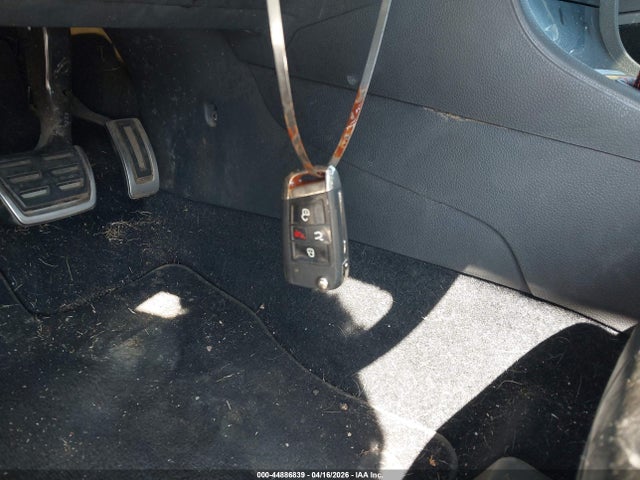 2017 VOLKSWAGEN GOLF GTI 3VW447AUXHM016132 Photo 10