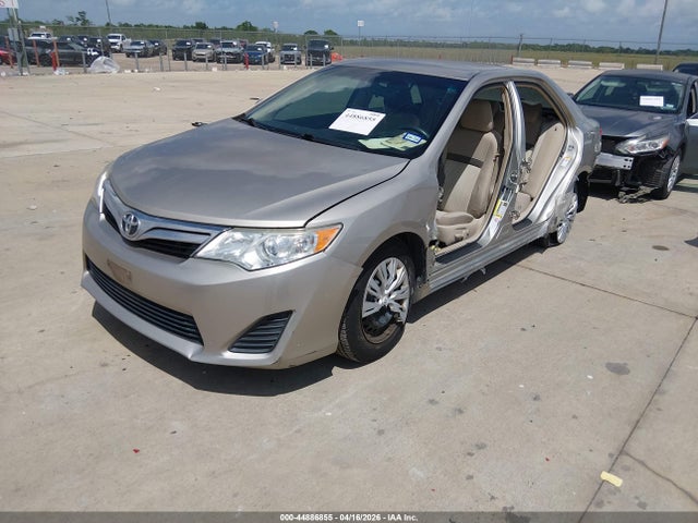 Toyota CAMRY LE 2014 4T4BF1FK2ER437151 Image 2