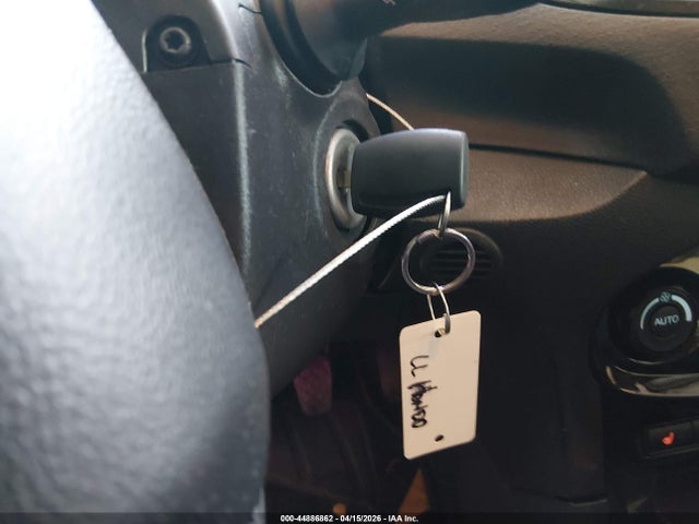 3FADP4EJ9JM147167 Ford FIESTA SE