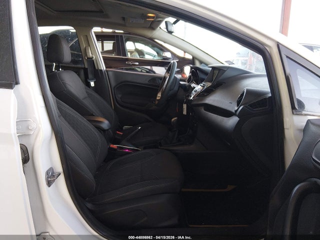 3FADP4EJ9JM147167 Ford FIESTA SE