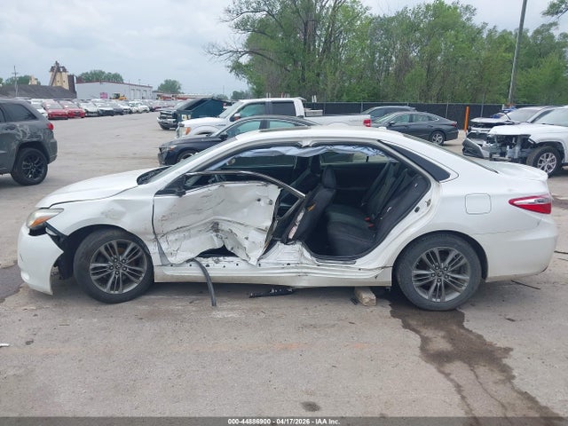 Aukcja sprzedaży 2016 Toyota Camry Se, vin: 4T1BF1FK5GU251391, numer aukcji: 44886900