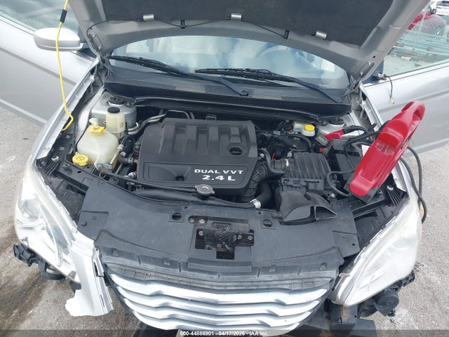 Aukcja sprzedaży 2012 Chrysler 200 Touring, vin: 1C3BCBEB7CN218812, numer aukcji: 44886901