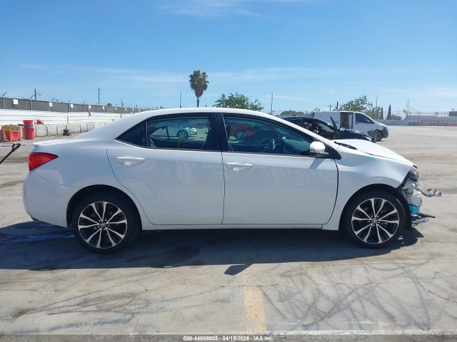 Toyota COROLLA SE 2018 5YFBURHE9JP769069 Image 14