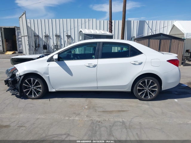 Toyota COROLLA SE 2018 5YFBURHE9JP769069 Image 15