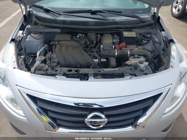 3N1CN7AP3KL872040 Nissan Versa 1.6 Sv