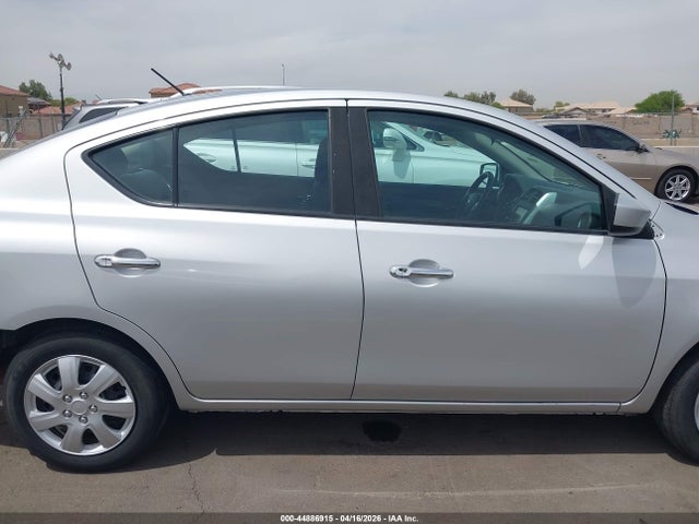 3N1CN7AP3KL872040 Nissan Versa 1.6 Sv
