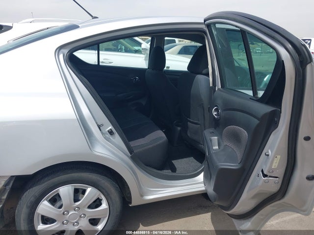 3N1CN7AP3KL872040 Nissan Versa 1.6 Sv