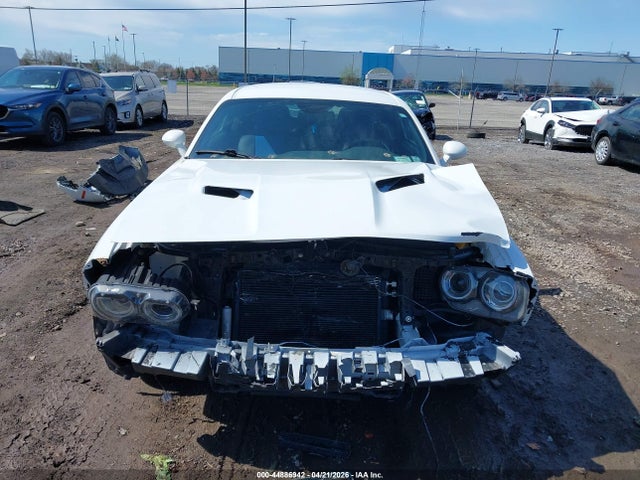 44886942 :رقم المزاد ، 2C3CDZAG5FH760970 vin ، 2015 Dodge Challenger Sxt مزاد بيع
