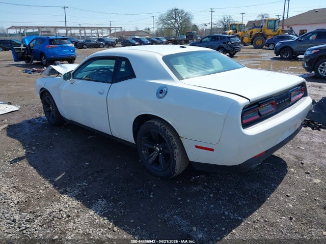 44886942 :رقم المزاد ، 2C3CDZAG5FH760970 vin ، 2015 Dodge Challenger Sxt مزاد بيع