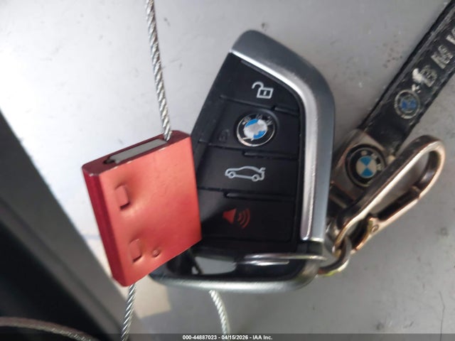 2021 Bmw 530i Xdrive მანქანა იყიდება აუქციონზე, vin: WBA13BJ09MWX27675, აუქციონის ნომერი: 44887023