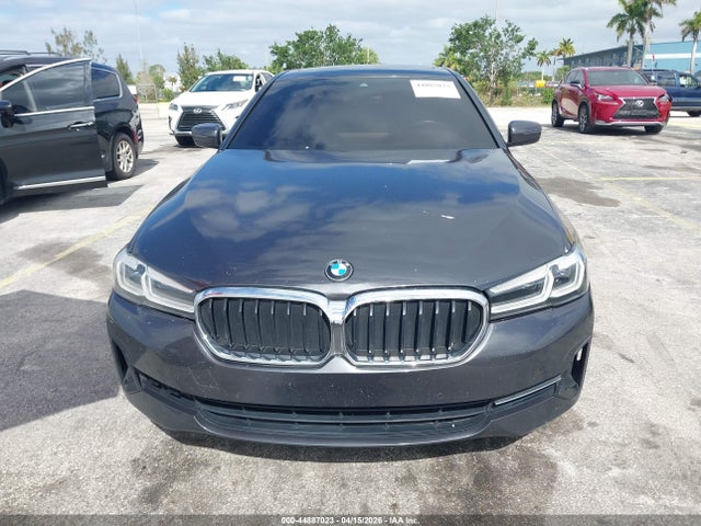 2021 Bmw 530i Xdrive მანქანა იყიდება აუქციონზე, vin: WBA13BJ09MWX27675, აუქციონის ნომერი: 44887023