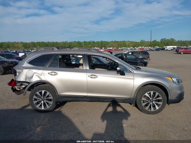 44887040 :رقم المزاد ، 4S4BSALC1F3323474 vin ، 2015 Subaru Outback 2.5i Limited مزاد بيع