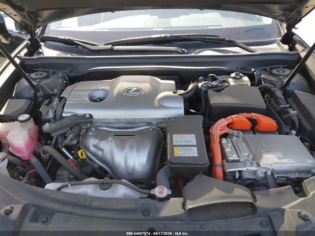 JTHBW1GGXJ2182598 Lexus ES 300H