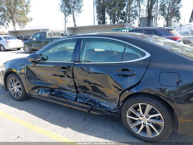 JTHBW1GGXJ2182598 Lexus ES 300H