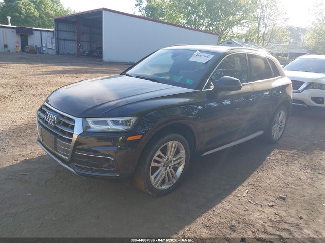 44887096 :رقم المزاد ، WA1CNAFY7J2061329 vin ، 2018 Audi Q5 2.0t Premium مزاد بيع