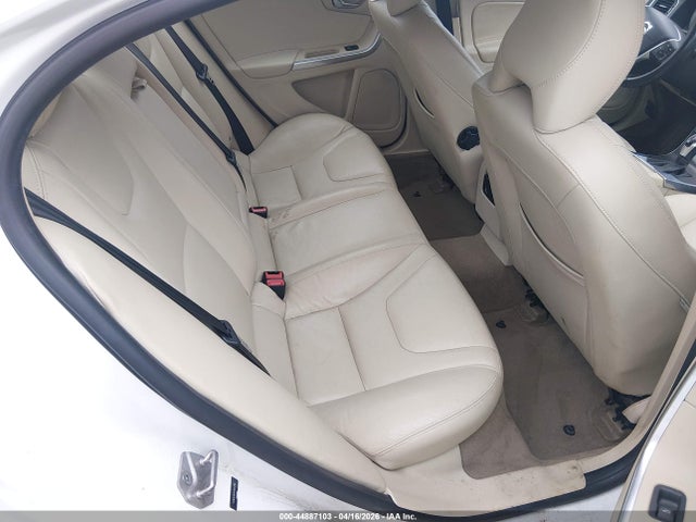 Продажа на аукционе авто 2015 Volvo S60 T5 Premier, vin: YV1612TB7F1304780, номер лота: 44887103