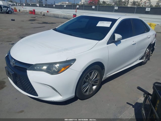 Toyota CAMRY SE 2015 4T1BF1FK5FU909287 Image 2