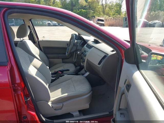 Продажа на аукционе авто 2011 Ford Focus Se, vin: 1FAHP3FN5BW108607, номер лота: 44887116