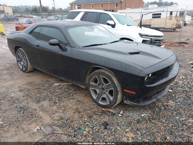 Aukcja sprzedaży 2017 Dodge Challenger Sxt, vin: 2C3CDZAG0HH584817, numer aukcji: 44887138
