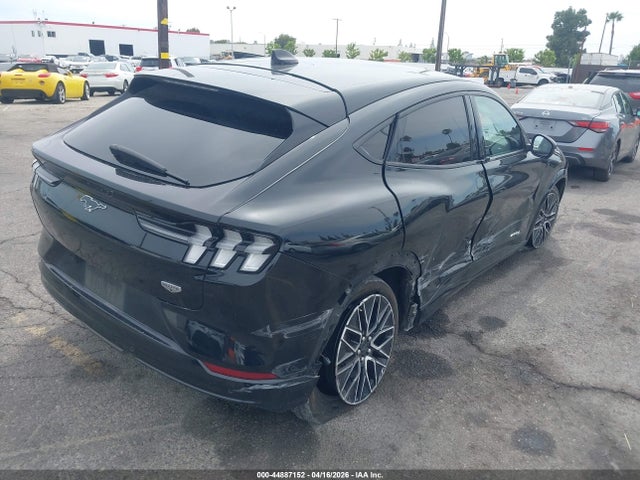 3FMTK2R7XMMA43309 Ford Mustang Mach-e California Route 1