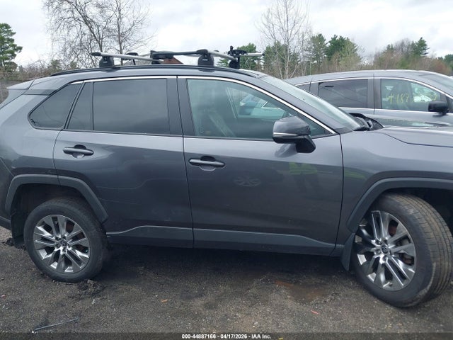 44887166 :رقم المزاد ، 2T3R1RFV5MC250459 vin ، 2021 Toyota Rav4 Xle مزاد بيع