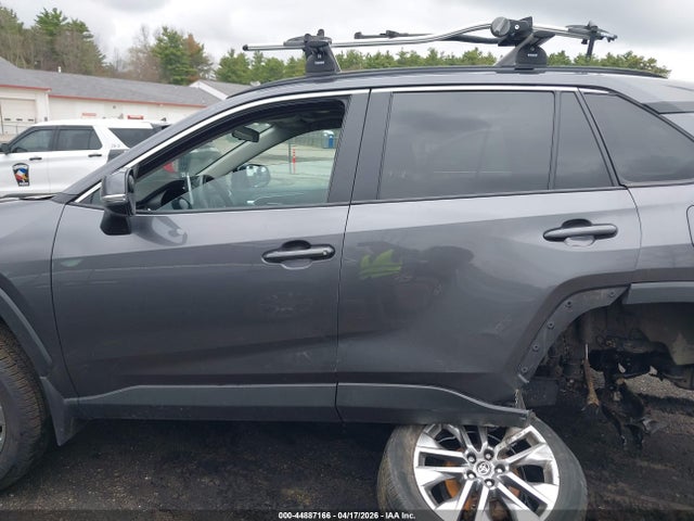 44887166 :رقم المزاد ، 2T3R1RFV5MC250459 vin ، 2021 Toyota Rav4 Xle مزاد بيع