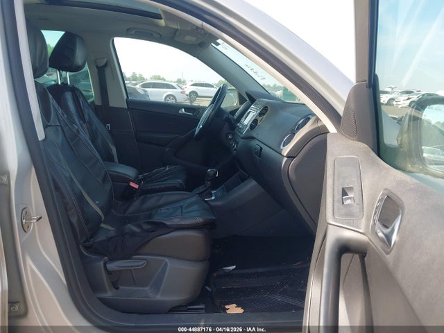 2012 VOLKSWAGEN TIGUAN WVGAV7AX7CW600876 Photo 4