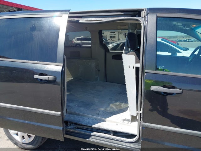 44887178 :رقم المزاد ، 2C4JRGAG8ER200426 vin ، 2014 Ram Cargo Tradesman مزاد بيع